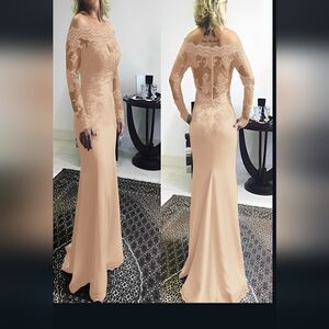 Chic Long Sleeve Lace Gown